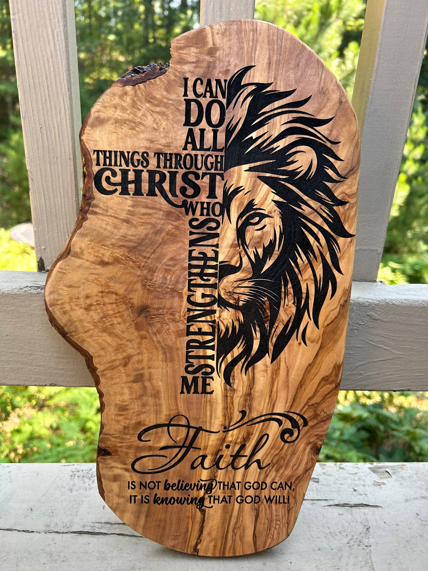 Lion Of Judah (Olivewood)
