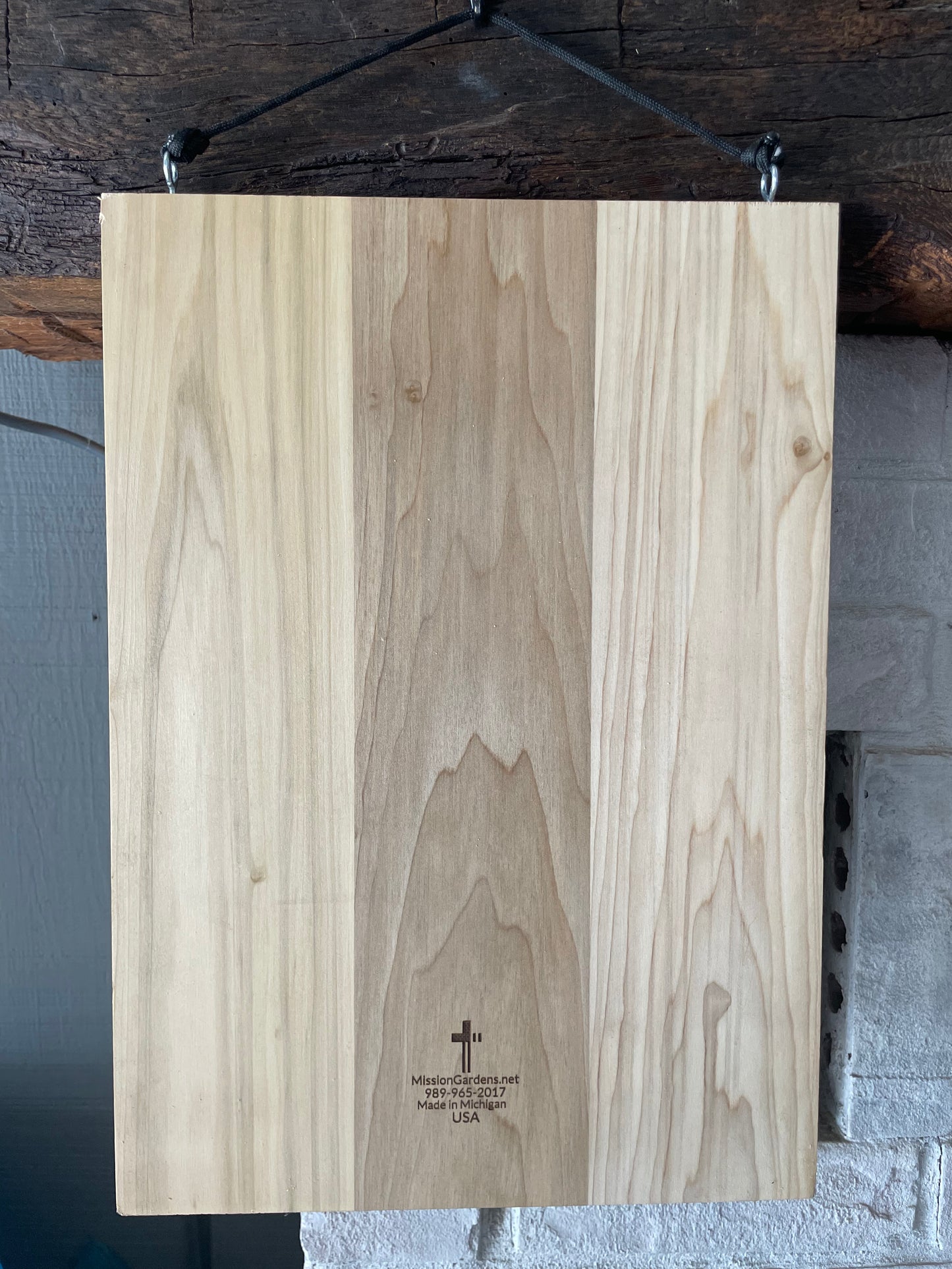Hands (Poplar)